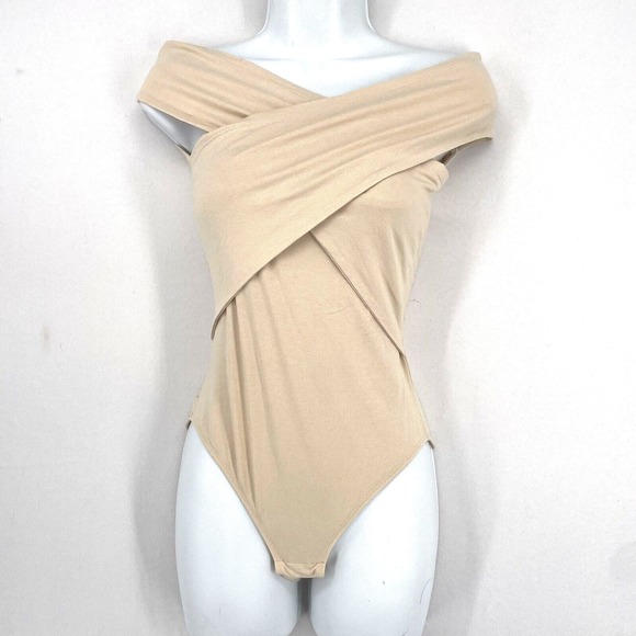 Fashion Union Beige Off Shoulder Bodysuit Size M Wrap Around Sleeveless Snap‎ - Picture 1 of 2